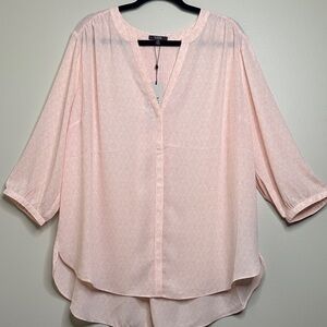 NYDJ Pintuck Light Pink All-Over Pattern V-Neck Blouse Size 1X NWT